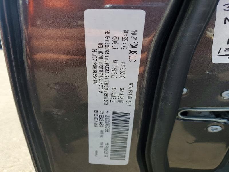 2019 DODGE CHARGER SXT 12