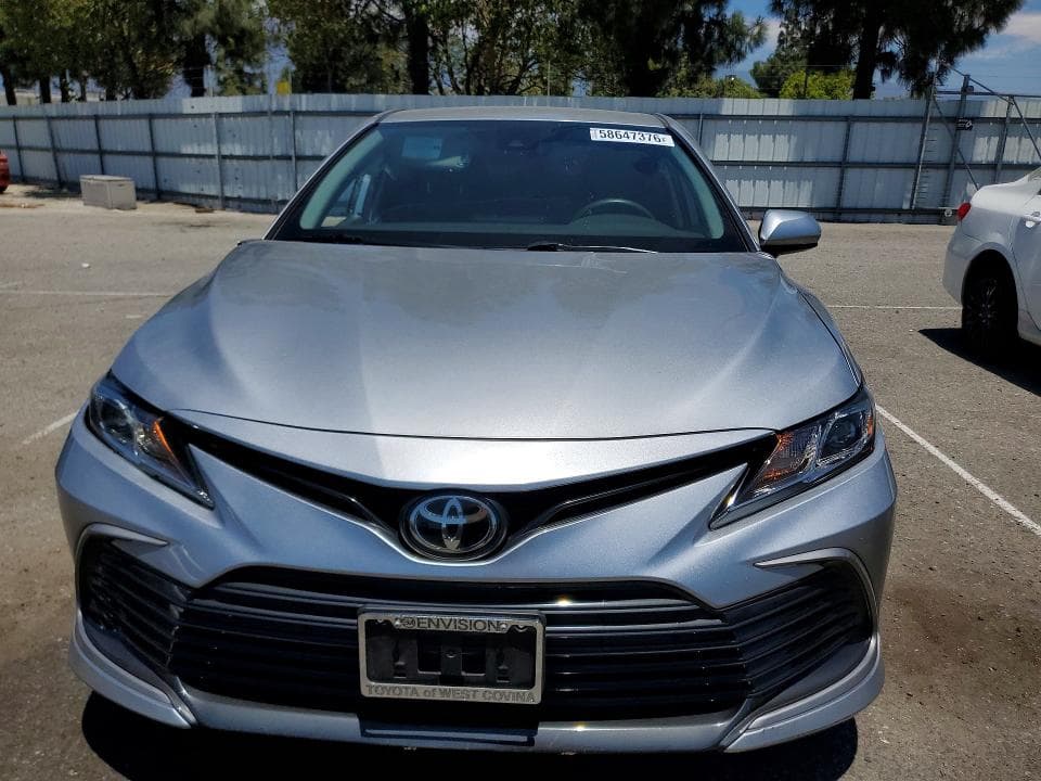 2022 TOYOTA CAMRY LE 5