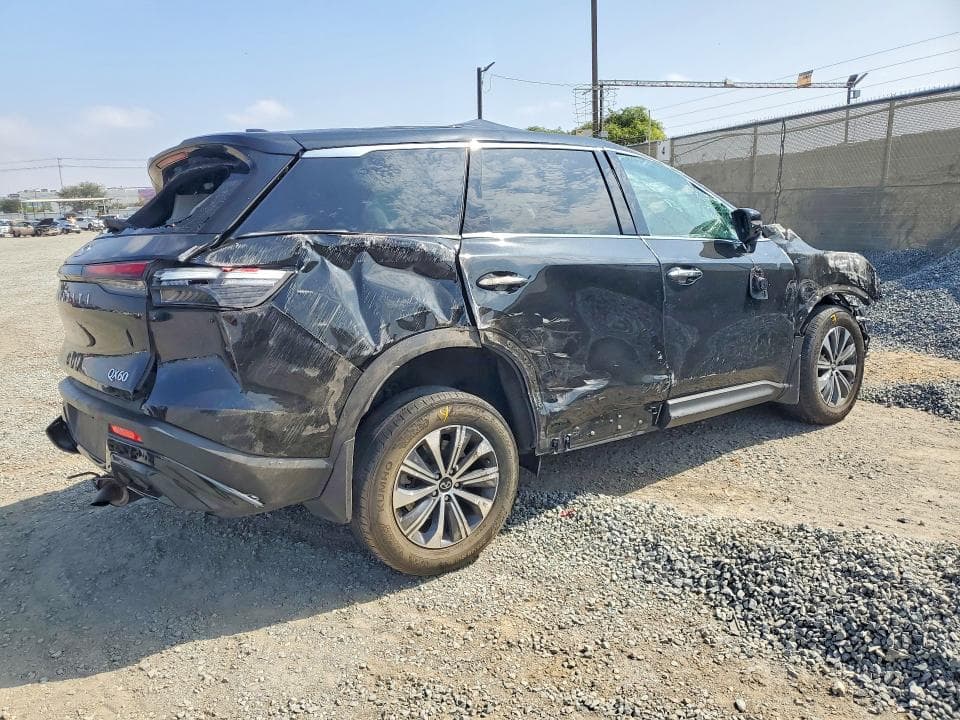 2025 INFINITI QX60 PURE 3