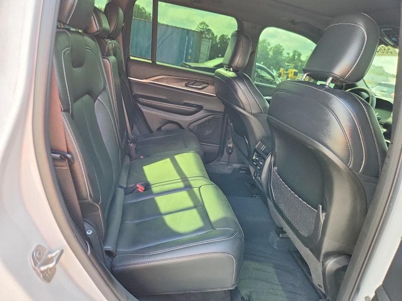 2025 JEEP GRAND CHEROKEE LIMITED LIMITED 11
