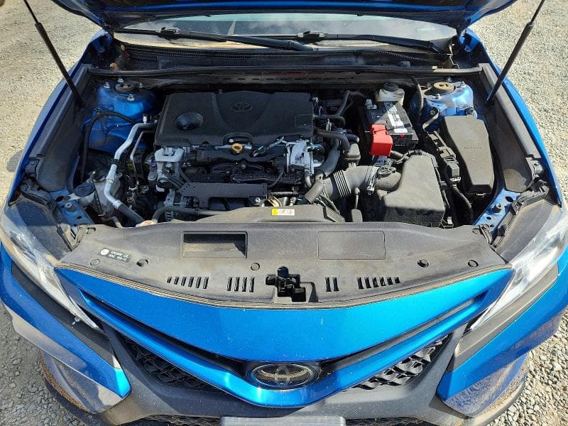2020 TOYOTA CAMRY SE SE 11
