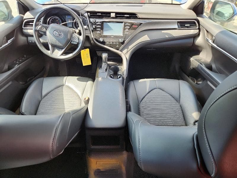 2020 TOYOTA CAMRY SE SE 8