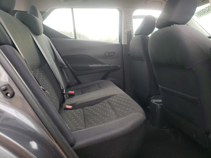 2021 NISSAN KICKS S 11