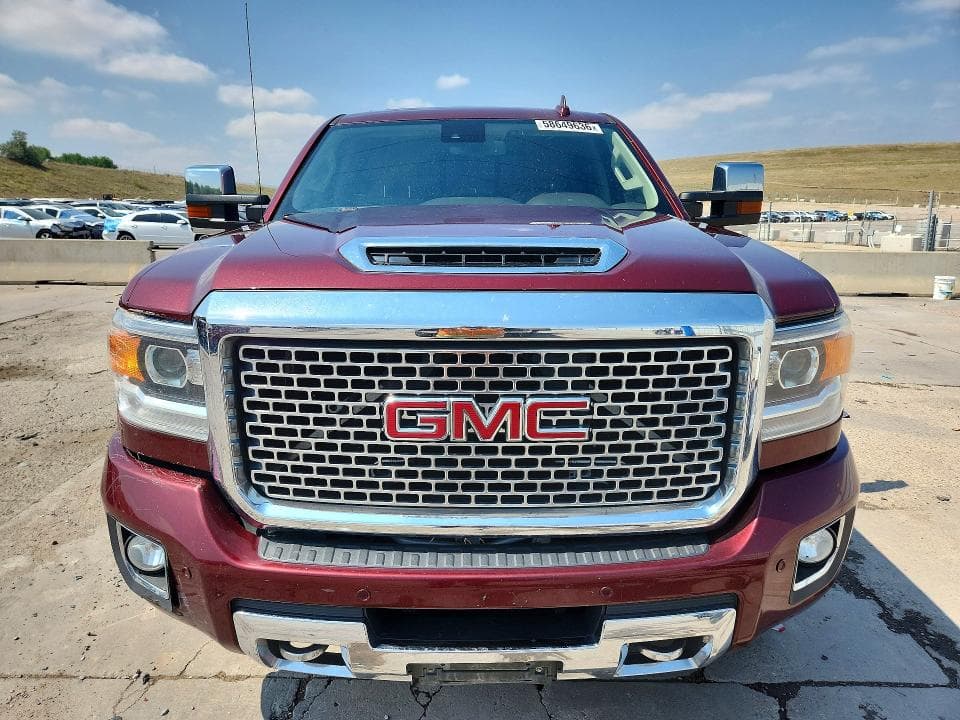 2017 GMC SIERRA K2500 DENALI K2500 DENALI 5