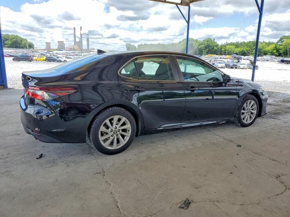 2021 TOYOTA CAMRY LE 3