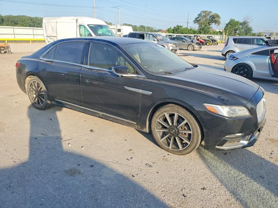 2017 LINCOLN CONTINENTAL RESERVE 4