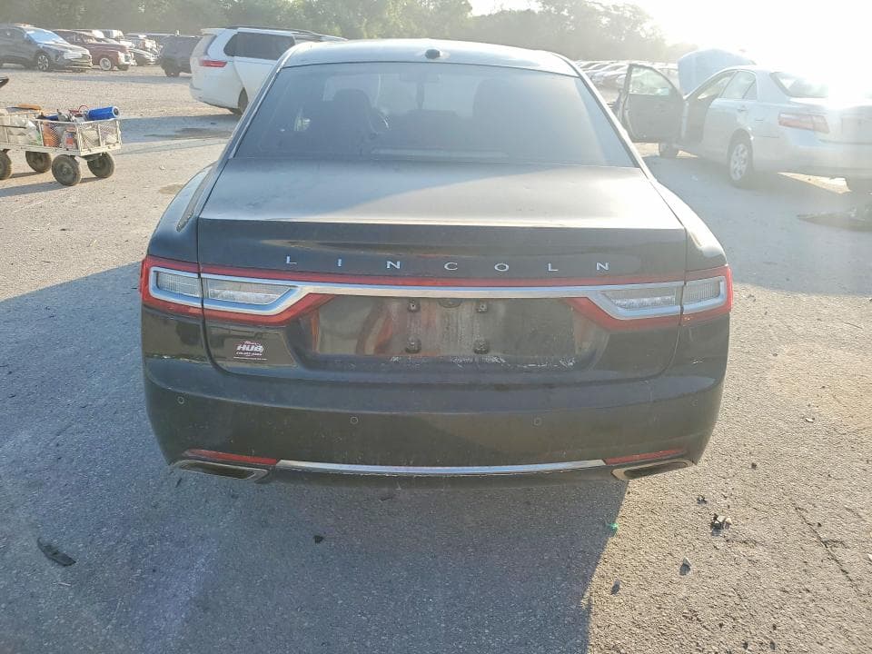 2017 LINCOLN CONTINENTAL RESERVE 6