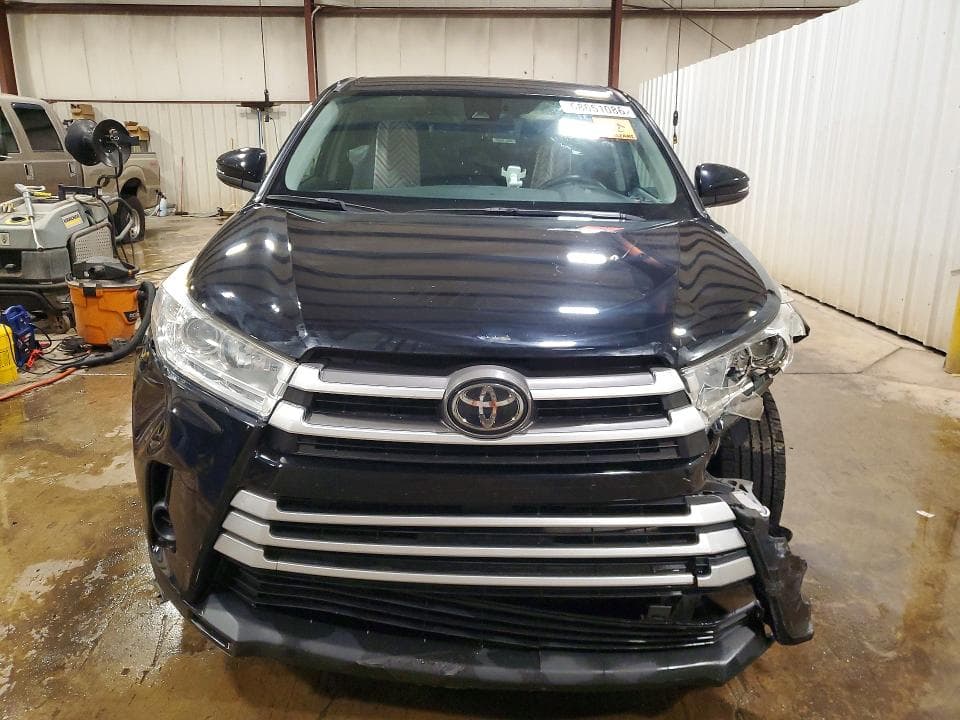 2019 TOYOTA HIGHLANDER LE LE 5