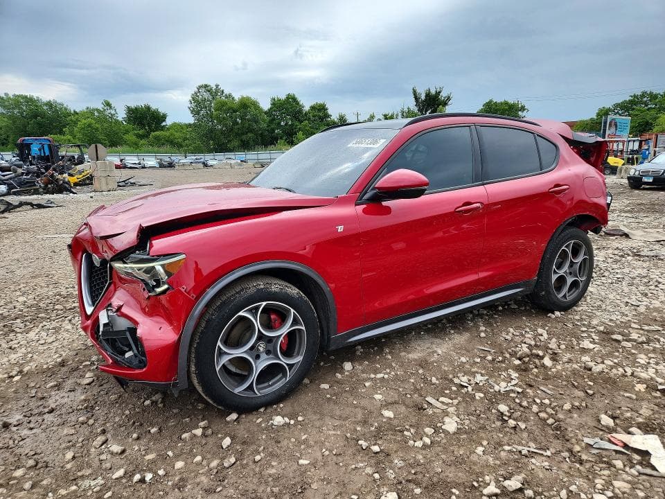 2022 ALFA ROMEO STELVIO TI - 1