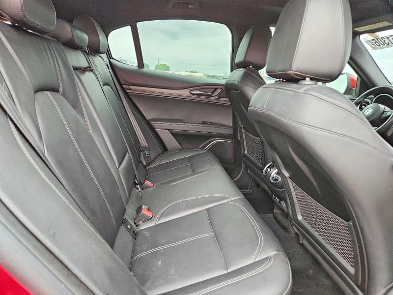 2022 ALFA ROMEO STELVIO TI 11