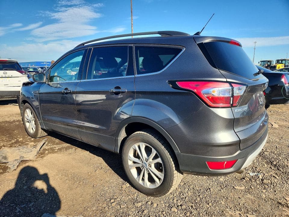 2018 FORD ESCAPE SE SE 2