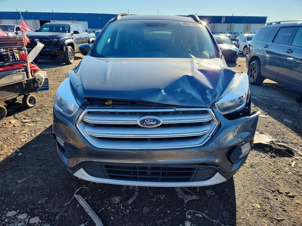 2018 FORD ESCAPE SE SE 5