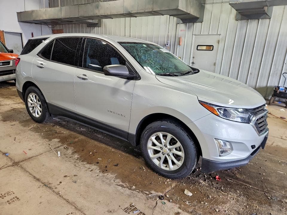 2018 CHEVROLET EQUINOX LS 4