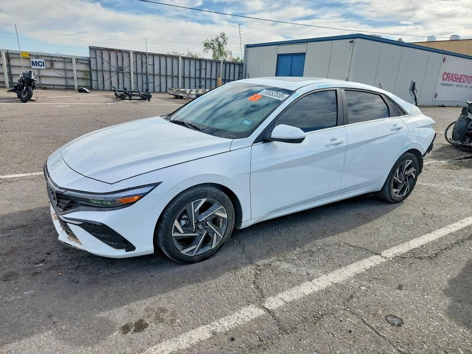 2024 HYUNDAI ELANTRA SEL SEL - 1