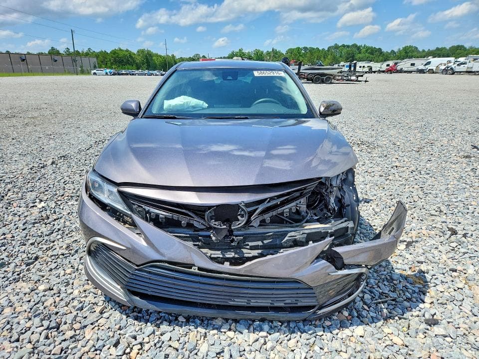 2023 TOYOTA CAMRY LE 5
