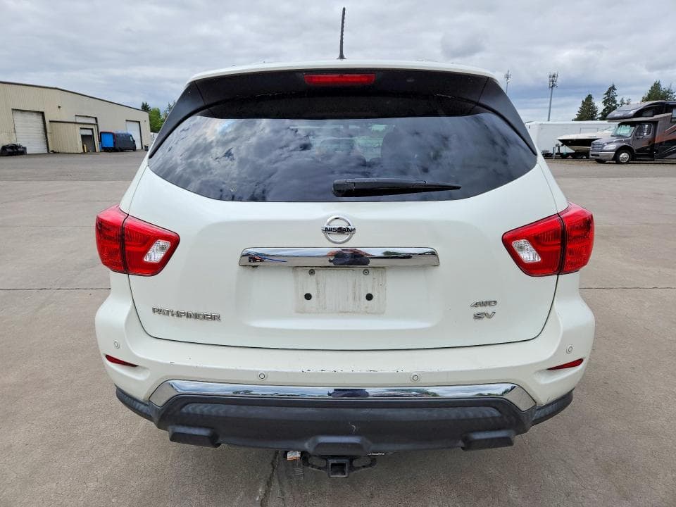 2018 NISSAN PATHFINDER SV 6