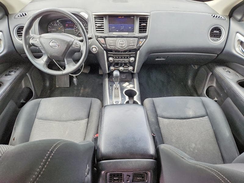2018 NISSAN PATHFINDER SV 8