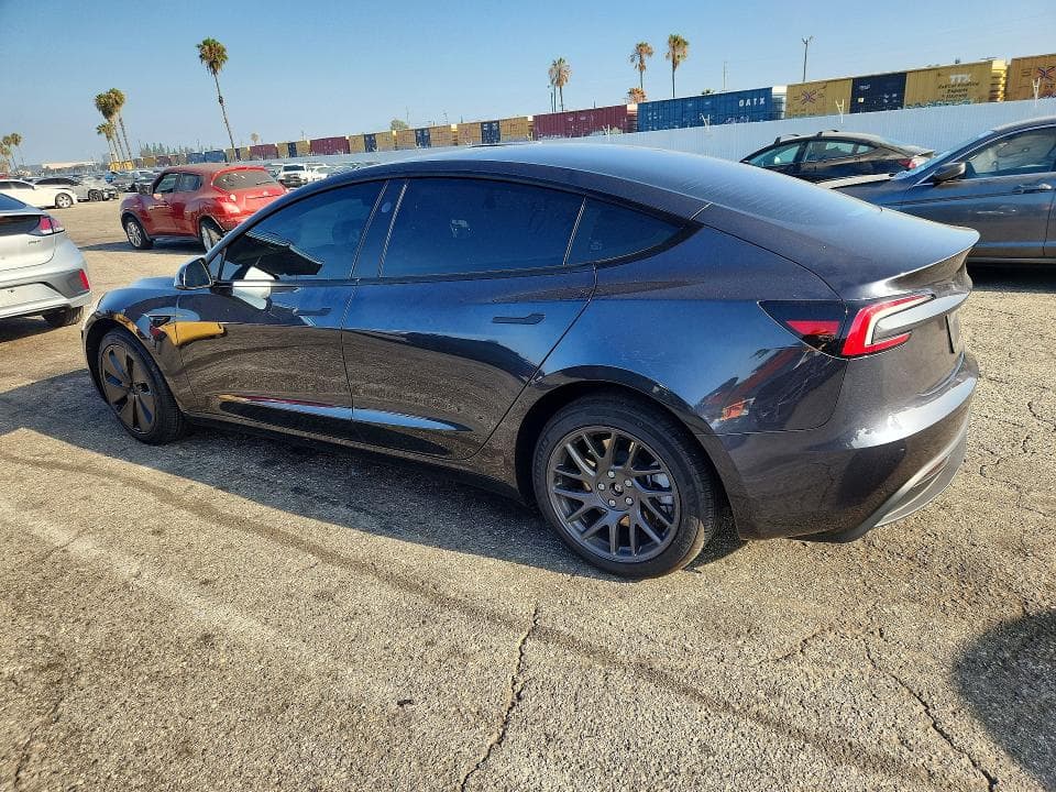 2025 TESLA MODEL 3 2