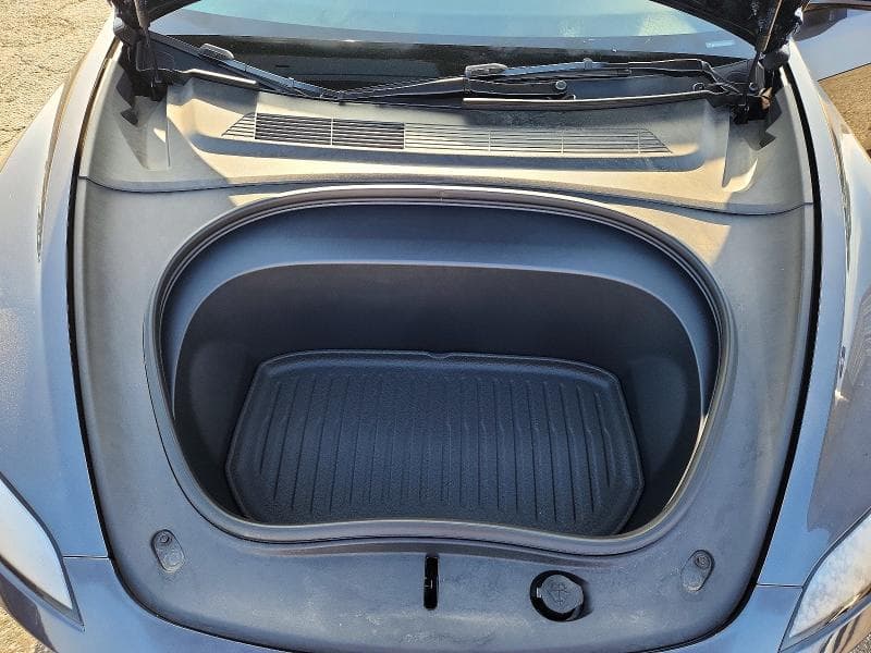 2025 TESLA MODEL 3 11