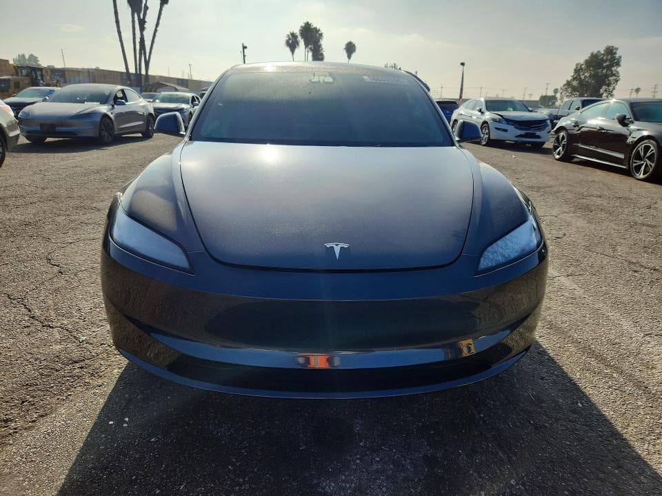 2025 TESLA MODEL 3 5