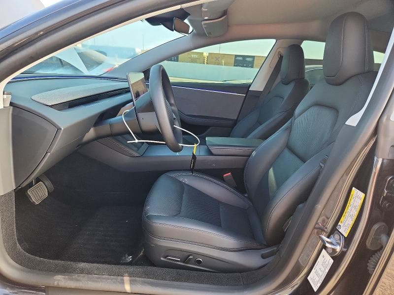 2025 TESLA MODEL 3 7