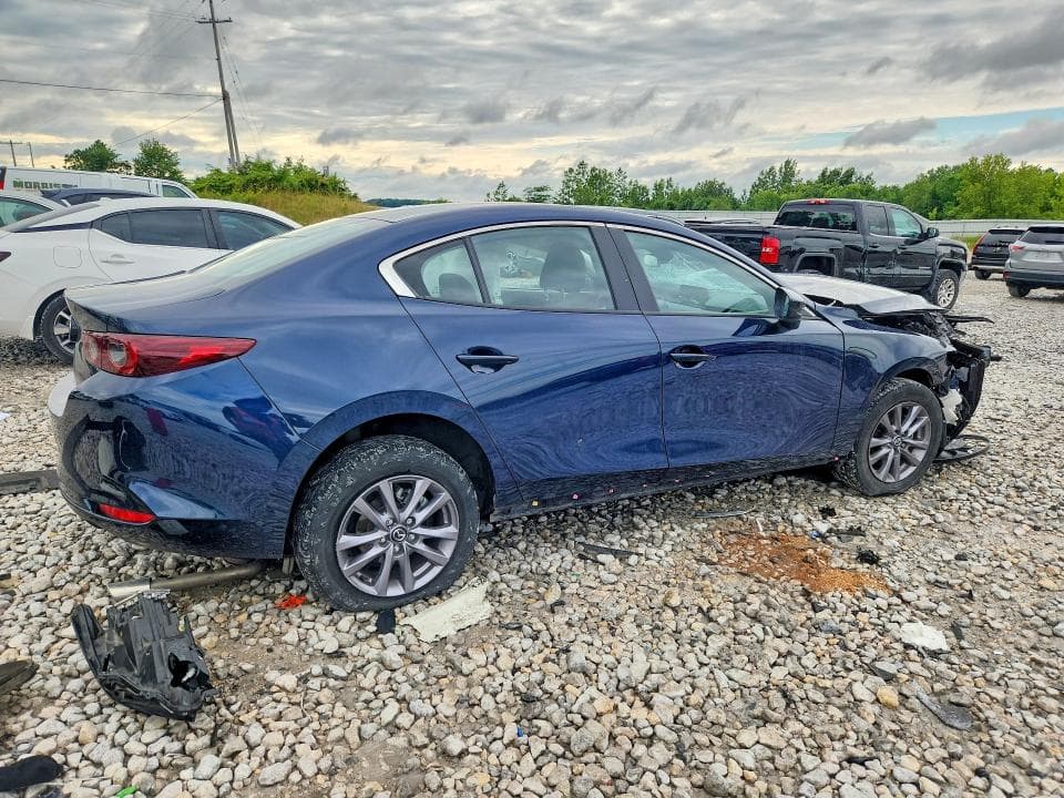 2022 MAZDA 3 3