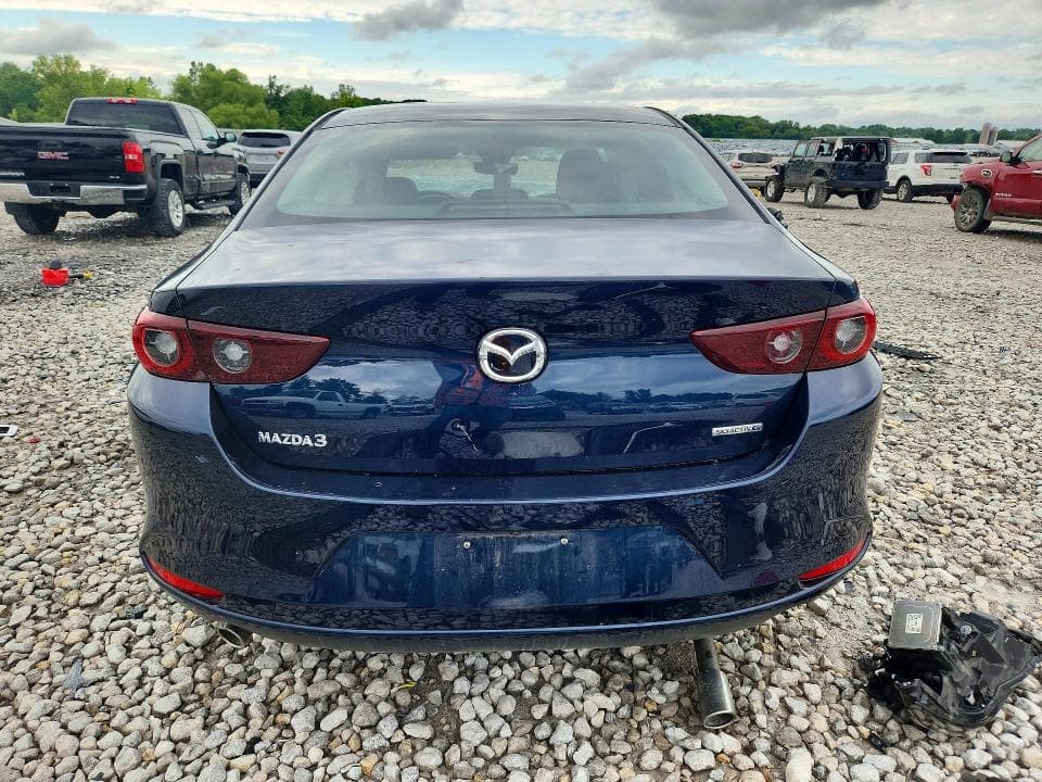 2022 MAZDA 3 6