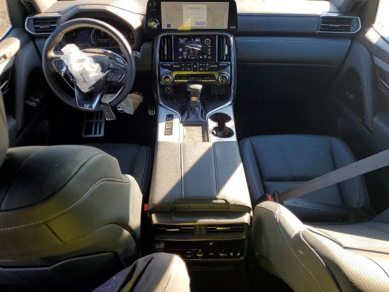 2025 LEXUS LX 600 F SPORT HANDLING 8