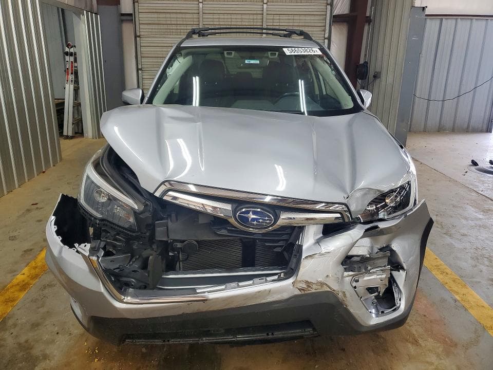 2021 SUBARU FORESTER LIMITED 5