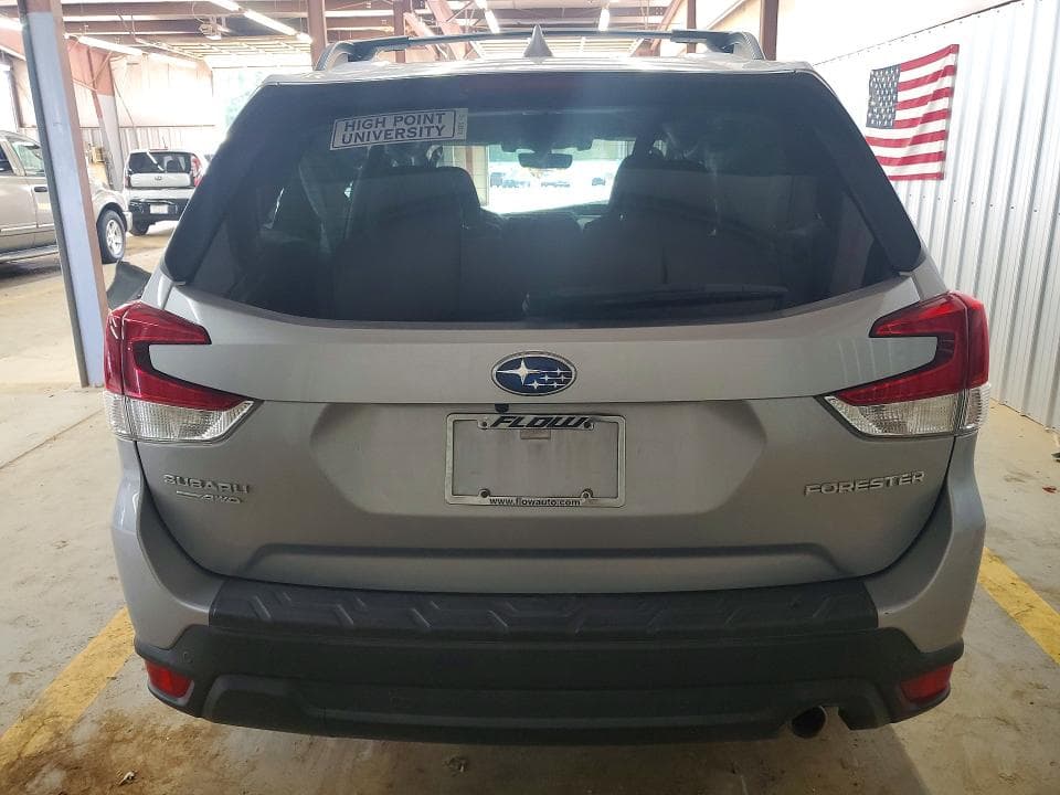 2021 SUBARU FORESTER LIMITED 6