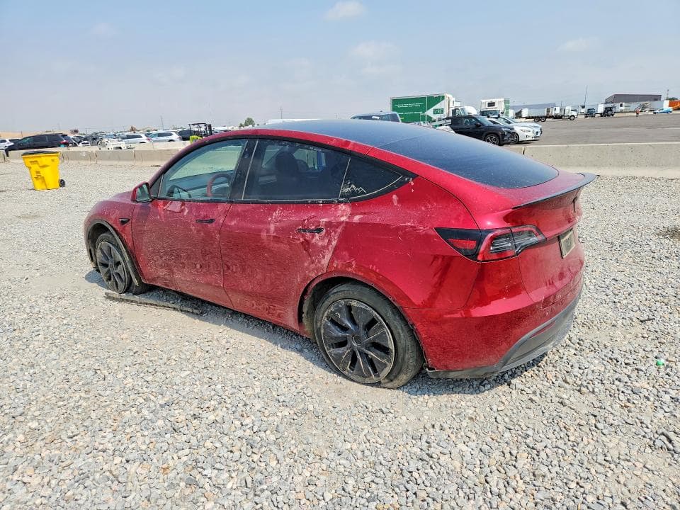 2025 TESLA MODEL Y 2