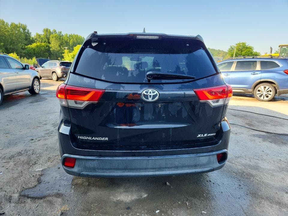 2017 TOYOTA HIGHLANDER XLE 6