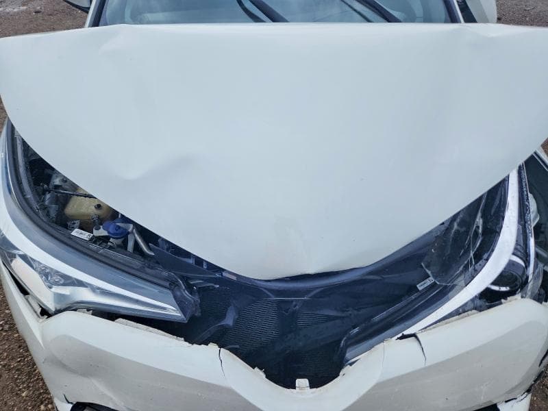 2019 TOYOTA C-HR LIMITED 11