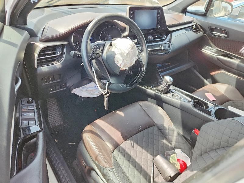 2019 TOYOTA C-HR LIMITED 8