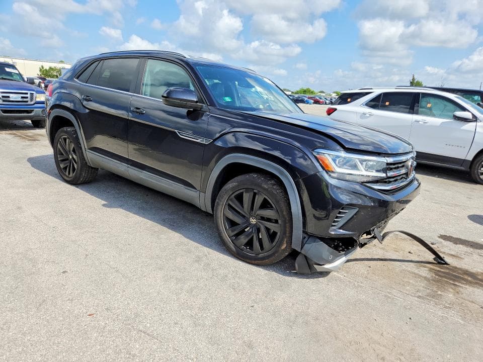 2021 VOLKSWAGEN ATLAS CROSS SPORT SE 4