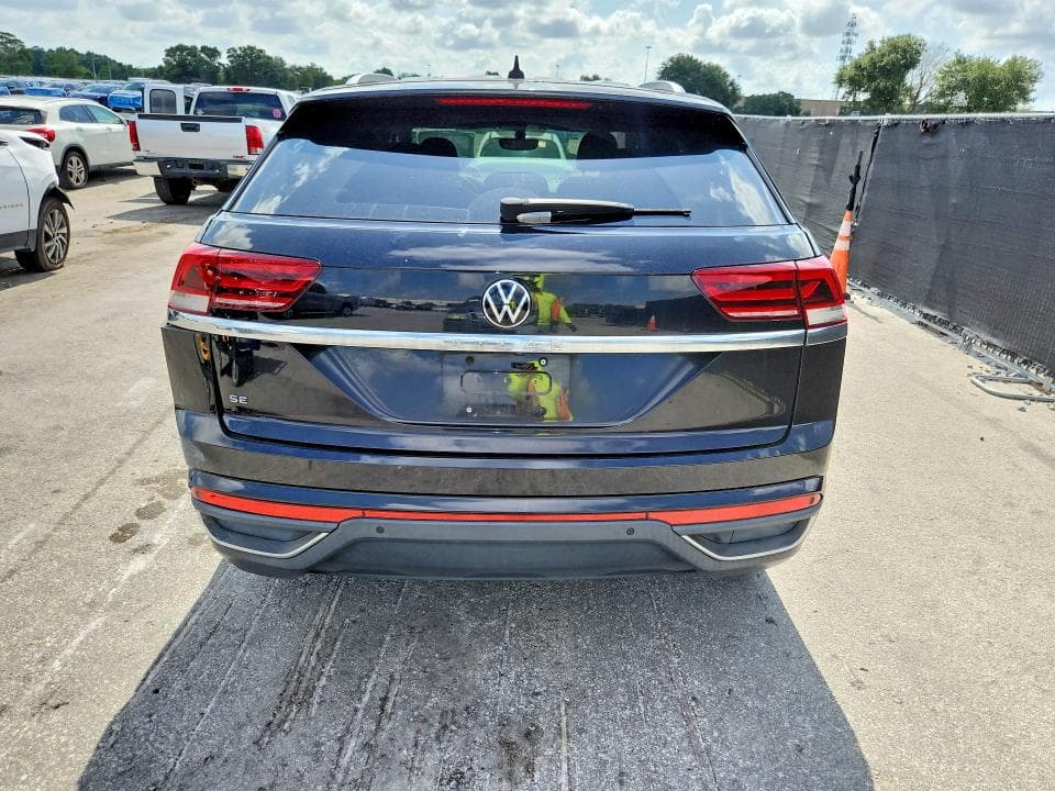 2021 VOLKSWAGEN ATLAS CROSS SPORT SE 6