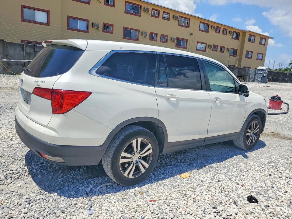2018 HONDA PILOT EX 3