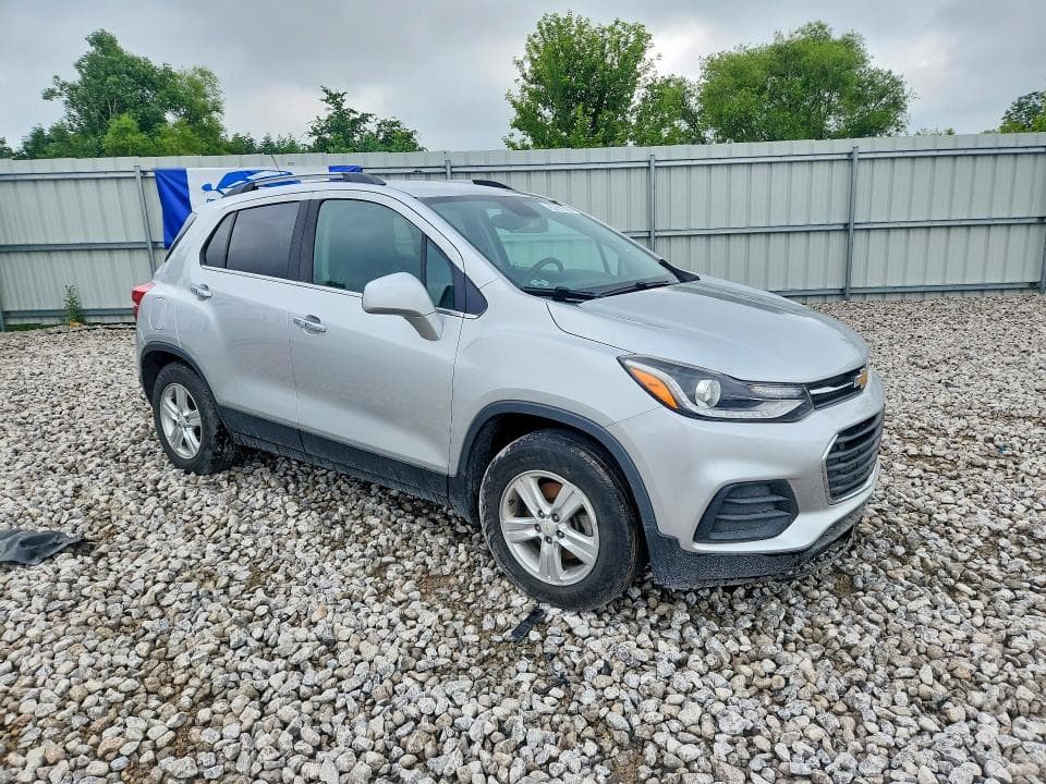 2018 CHEVROLET TRAX 1LT 4