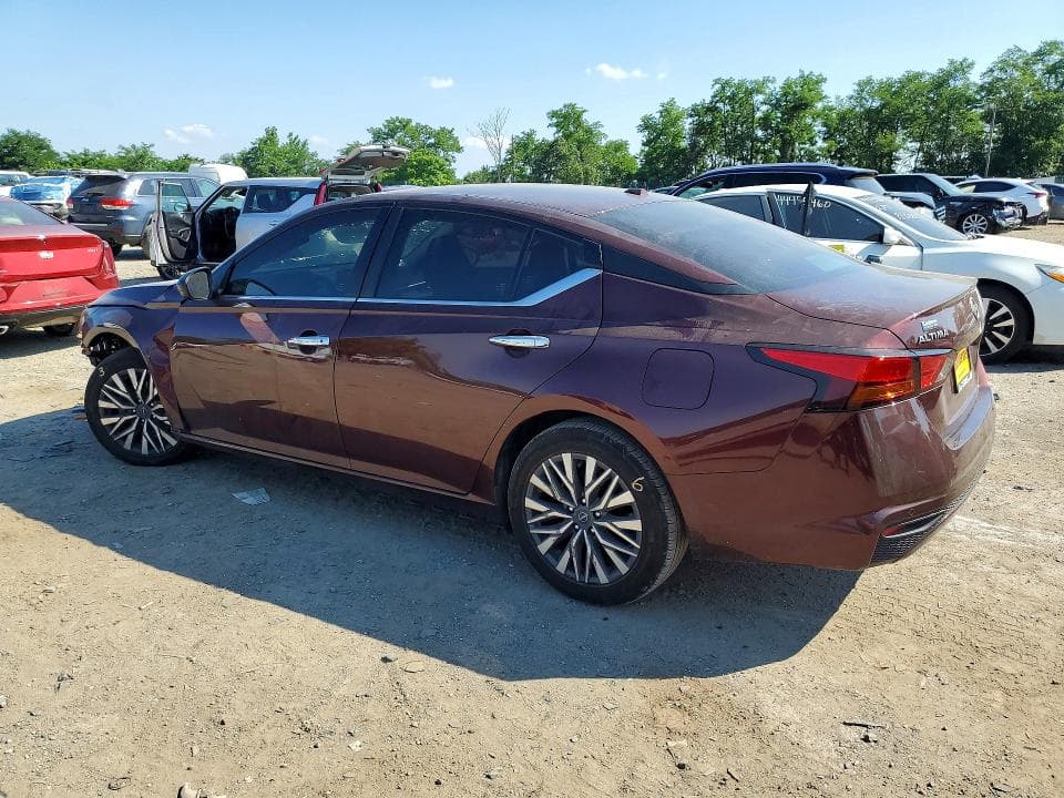 2024 NISSAN ALTIMA SV 2