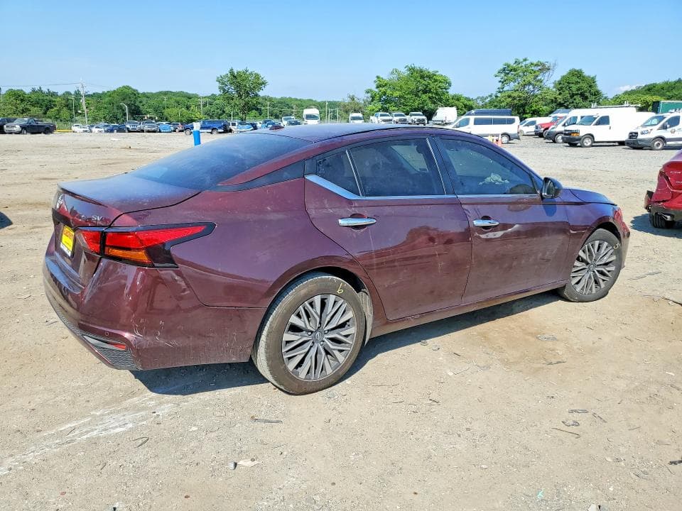 2024 NISSAN ALTIMA SV 3