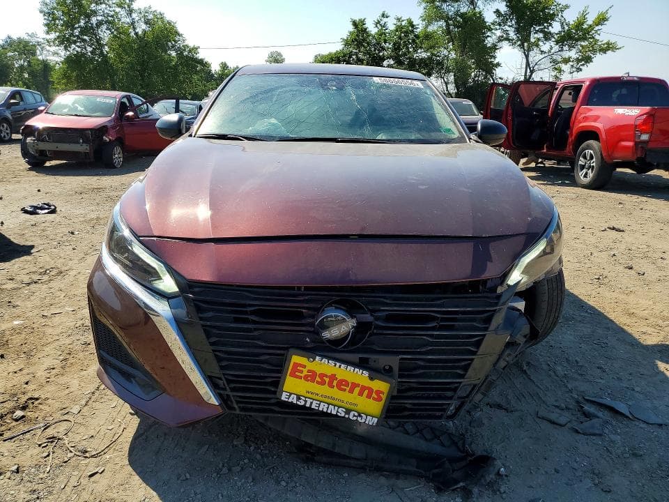 2024 NISSAN ALTIMA SV 5