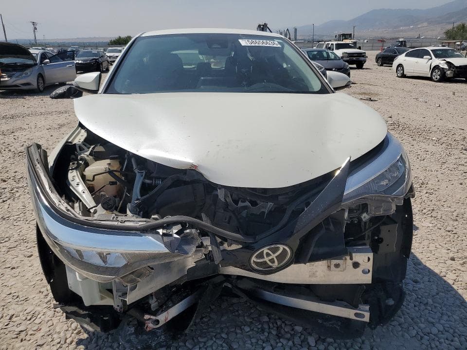 2021 TOYOTA C-HR LE 5