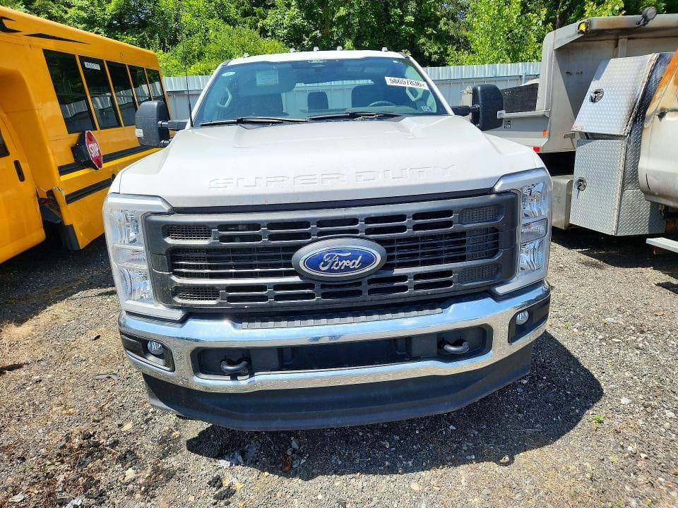 2024 FORD F350 SUPER DUTY 5
