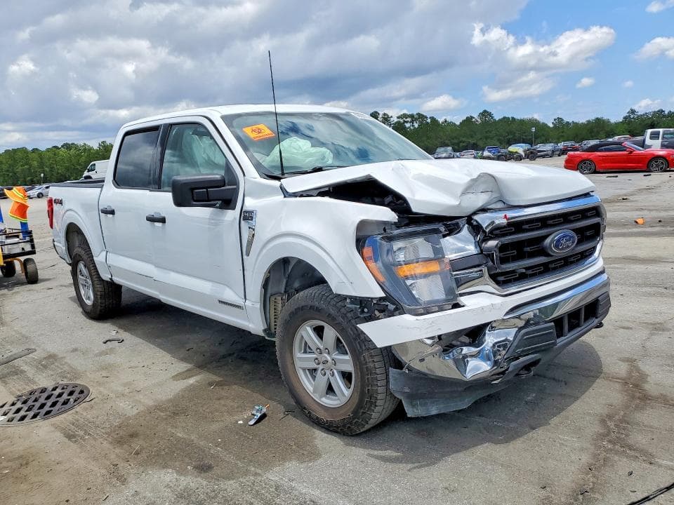 2023 FORD F150 SUPERCREW 4