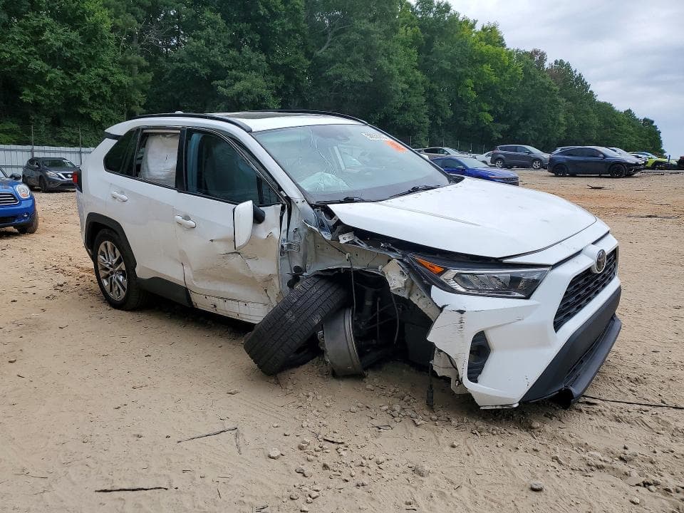2020 TOYOTA RAV4 XLE PREMIUM 4