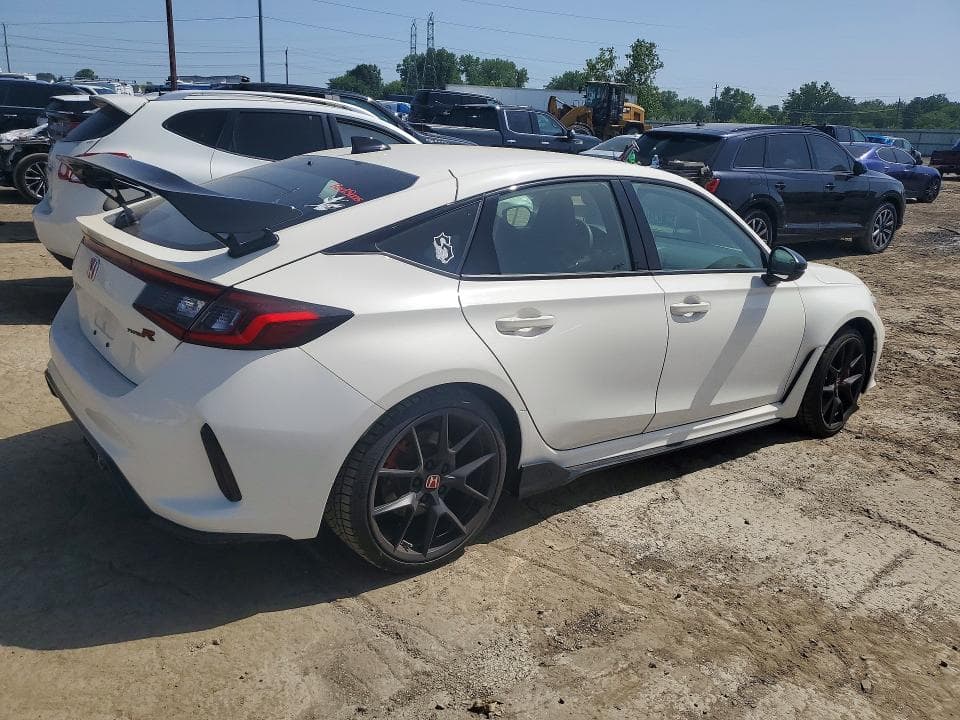 2024 HONDA CIVIC TYPE-R 3