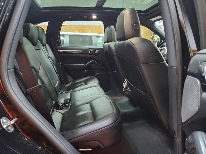 2016 PORSCHE CAYENNE SE HYBRID SE HYBRID 11