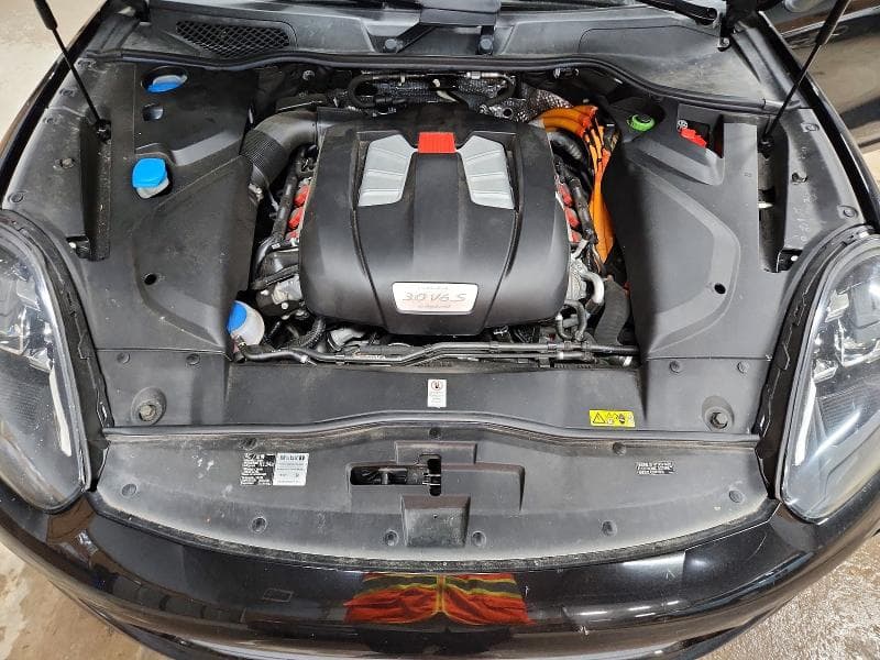 2016 PORSCHE CAYENNE SE HYBRID SE HYBRID 12