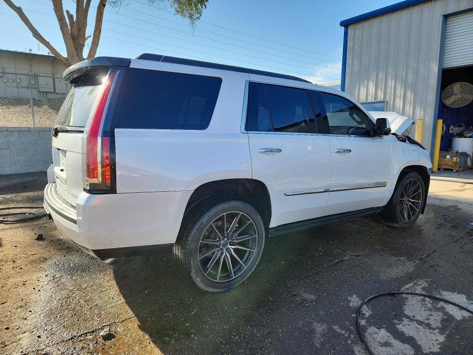 2017 CADILLAC ESCALADE PLATINUM PLATINUM 3