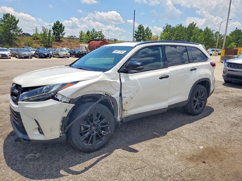 2019 TOYOTA HIGHLANDER SE 1